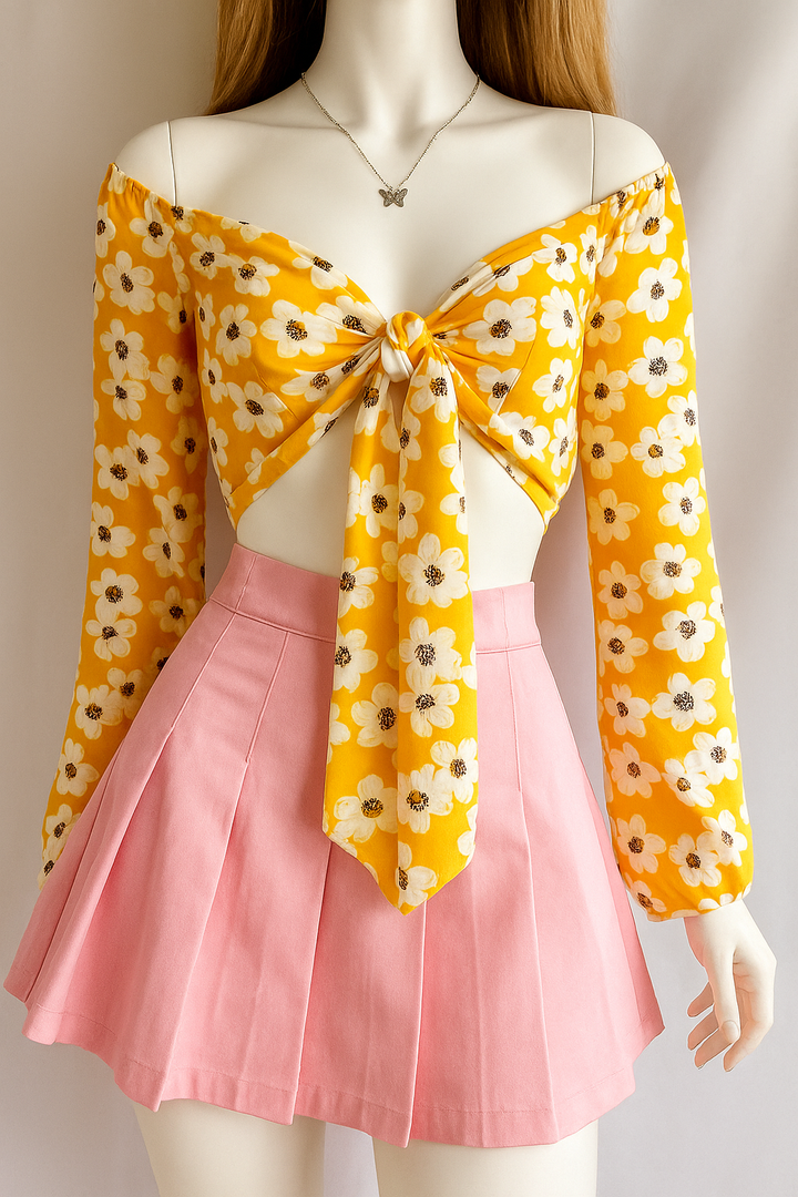 リボンタイ付きガーリーブラウス